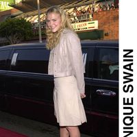 dominique_swain3.jpg