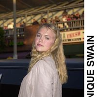 dominique_swain4.jpg