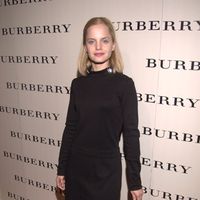 mena_suvari2.jpg