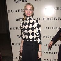 sarah_wynter1.jpg