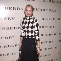 sarah_wynter2.jpg