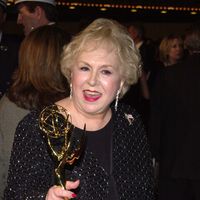 doris_roberts.jpg