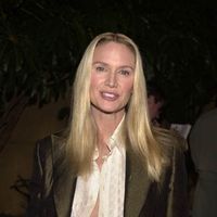 Kelly_Lynch002.jpg