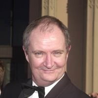 Jim_Broadbent.jpg
