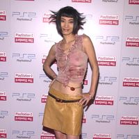 Bai_Ling005.jpg