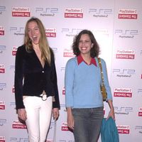 Ione_and_Friend001.jpg