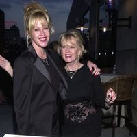 Mel_and_Mom001.jpg