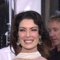 Lara_Flynn_Boyle010.jpg
