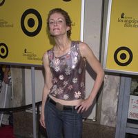Leslie_Hope001.jpg