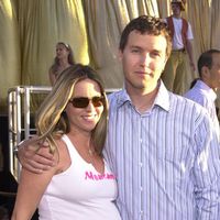 Hoppus_and_Wife.jpg