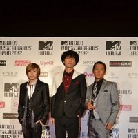 w-inds.02.jpg