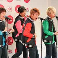 harajukudedenierbeeshuffle-14.jpg