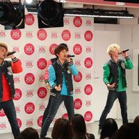 harajukudedenierbeeshuffle-4.jpg