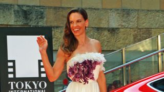 木村文乃、純白ドレスで華やかにレッドカーペット登場！フォトギャラリー