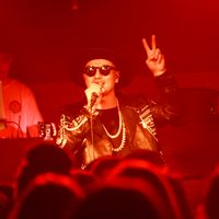 straightouttaSHIBUYANIGHT-8.jpg