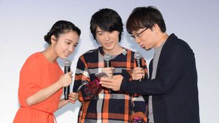 興収27億円突破!『君の名は。』RADWIMPSも登場した舞台あいさつフォトギャラリー