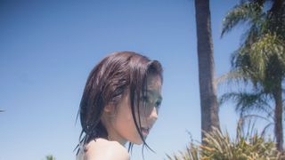 まゆゆの「知らないうちに撮られた」22歳のセクシーショット