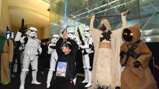 『スター・ウォーズ』美しいコスプレイヤーさんも祝福！『ローグ・ワン』カウントダウンフォトギャラリー