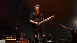 綾野剛がギターを手に！ま、まさか！マンウィズとスペシャルセッション【写真多数】