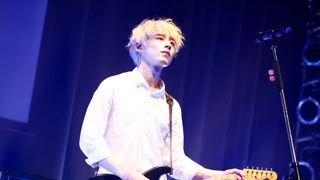 かっこよすぎ！miwa＆坂口健太郎『君と100回目の恋』劇中バンドが一夜限りの生ライブ！