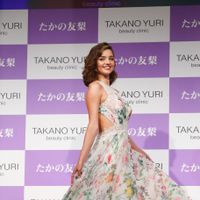 MirandaKerrTakanoYuri-3.jpg