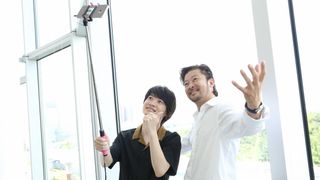 浅野忠信&神木隆之介、自撮り中!