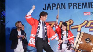 トム・ホランドが和太鼓に挑戦!『スパイダーマン:ホームカミング』ジャパンプレミアイベント