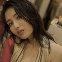 タイトルからすごい……橋本マナミ最新写真集「#びちょびちょ」より