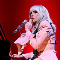 GAGA_FIVE_FOOT_TWO_RC_George_Pimentel_WireImage_TIFF_01.jpg