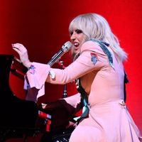 GAGA_FIVE_FOOT_TWO_RC_George_Pimentel_WireImage_TIFF_03.jpg