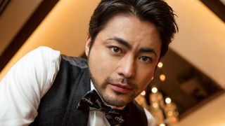 上から覗きこまれると…【山田孝之インタビューカット集】