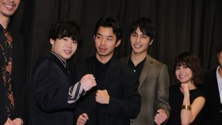 超仲良し！太賀、中村蒼、矢本悠馬がノリノリで写真撮影！