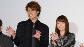 宮野真守&花澤香菜がゴジラポーズ!映画『GODZILLA 怪獣惑星』公開記念舞台あいさつ