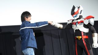 濱田龍臣、ドンシャインとグータッチ!『劇場版 ウルトラマンジード』イベント