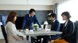 地獄の夫婦会議…「ホリデイラブ」場面写真
