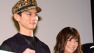 くまモンも登場！復興支援ドラマ「ともにすすむ サロン屋台村」無料上映会舞台あいさつ
