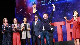ロビンソン一家の末っ子ウィルくんがかわいすぎ！「ロスト・イン・スペース」ジャパンプレミア