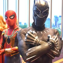 スパイダーマンが陛下にフォトボム?『アベンジャーズ/インフィニティ・ウォー』前夜祭