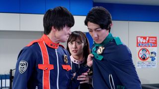 「警察戦隊パトレンジャーFeat．快盗戦隊ルパンレンジャー　もう一人のパトレン2号」より