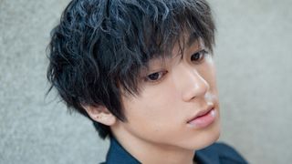 伏し目にした瞬間が美しい!【山田裕貴インタビューカット集】