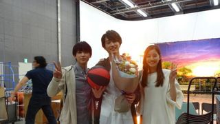 吉沢亮×新木優子×杉野遥亮、仲良し3ショット!『あのコの、トリコ。』オフショット&撮影メイキングカット