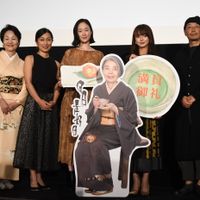 黒木華、多部未華子ら登壇『日日是好日』初日舞台あいさつ