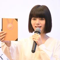 池田エライザ、ボブヘアがキュート!『ルームロンダリング』DVD発売トークイベント