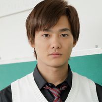 野村周平、桜井日奈子、馬場ふみか他「僕の初恋をキミに捧ぐ」キャスト