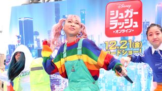青山テルマ『シュガー・ラッシュ:オンライン』エンドソング渋谷で熱唱!