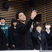山田孝之『デイアンドナイト』を語る!女子中高生試写会イベント