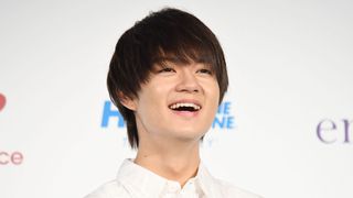 佐野勇斗の弾ける笑顔！「スニーカーベストドレッサー賞2019」授賞式