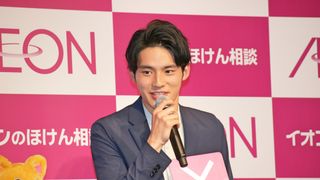 岡田健史、笑顔も爽やかすぎ!