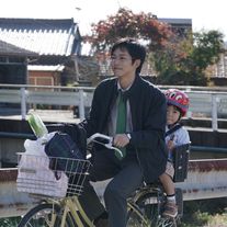 松坂桃李が妻子持ちのピアニストに『蜜蜂と遠雷』場面写真