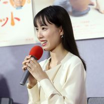 戸田恵梨香、女性陶芸家を「胸を張って演じたい」連続テレビ小説「スカーレット」試写会